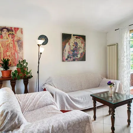 La Bruna Apartment *